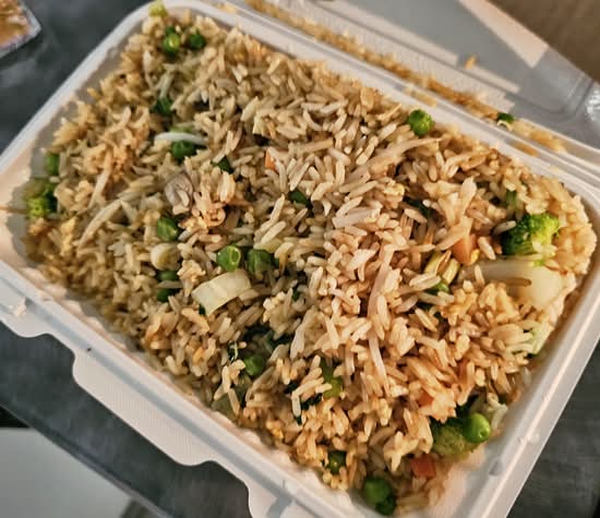 Mixed Vegetables Fried Rice 什菜炒饭